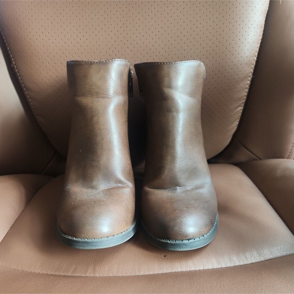 Mia Boots Womens 6.5 Luce Zip Heels Ankle Booties Brown Leather Casual Comfort